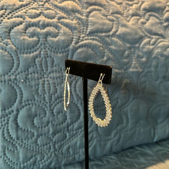 NEW Iron Orchid Studio Nickel-free Silver Drop Earrings - Picture 2 of 6